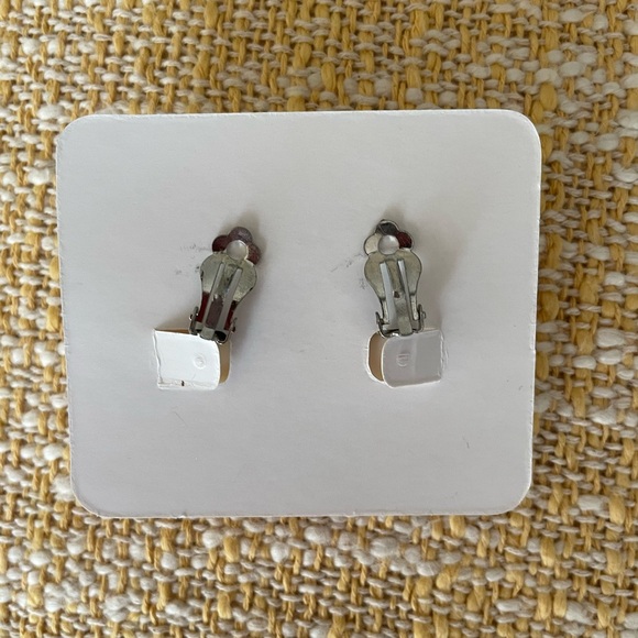 Splendette Clip On Earrings - Picture 2 of 3